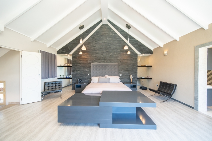 5 Bedroom Property for Sale in Bonnie Doone Eastern Cape